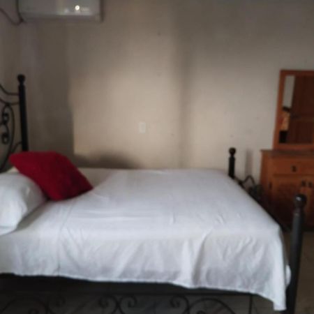 טקסקיטנגו Hotel La Laguna מראה חיצוני תמונה